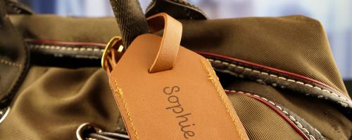 Personalizza l'etichetta del bagaglio in pelle